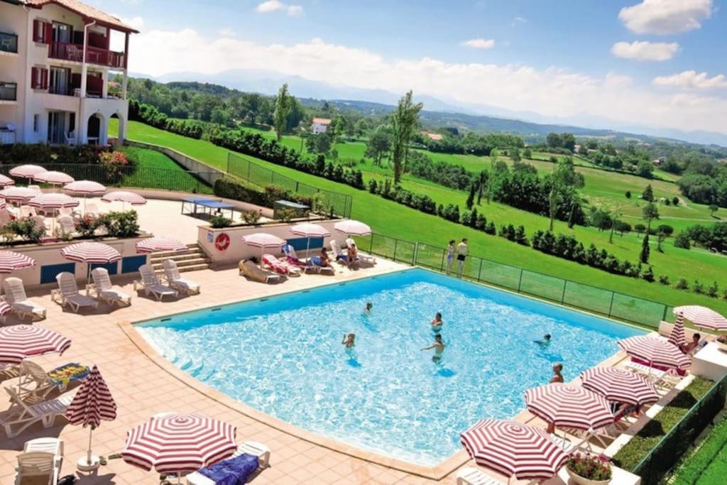 شقة T1 Bis Avec Piscine Vue Golf Et Montagnes أركونغ المظهر الخارجي الصورة